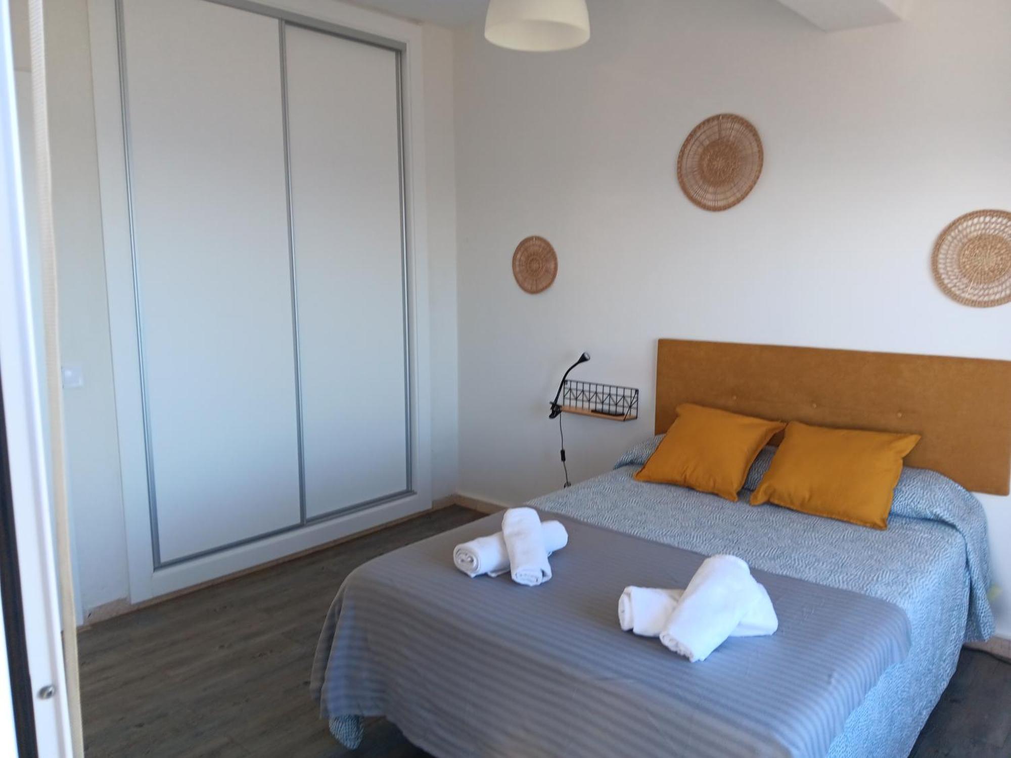 Alojamiento Iberia Playa Estepona Ngoại thất bức ảnh